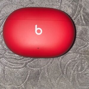 red beats wireless noise cancelling earphones